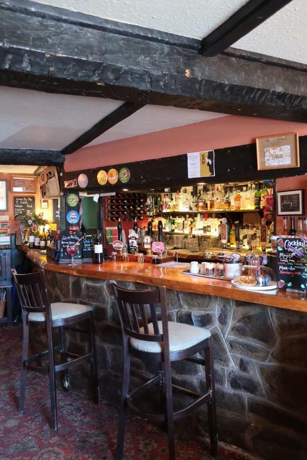 The Lamb Inn Crediton Zewnętrze zdjęcie